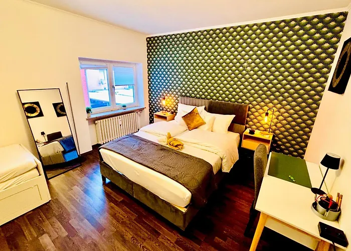 Lägenhet Stilvolles Wohlfuehl-apartment Nahe Bahnhof *