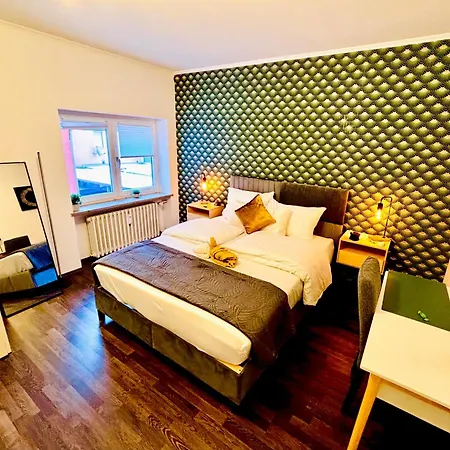 Apartmán Stilvolles Wohlfuehl Apartment In Zentraler Lage Nahe Bahnhof Bis Zu 6 Personen *