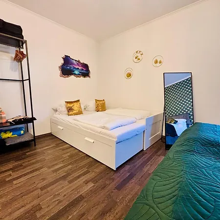 Stilvolles Wohlfuehl-apartment Nahe Bahnhof *