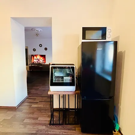 Stilvolles Wohlfuehl Apartment In Zentraler Lage Nahe Bahnhof Bis Zu 6 Personen Apartmán